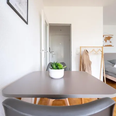Studioapartment Mit Kueche Und Grossem Balkon * Flensbourg