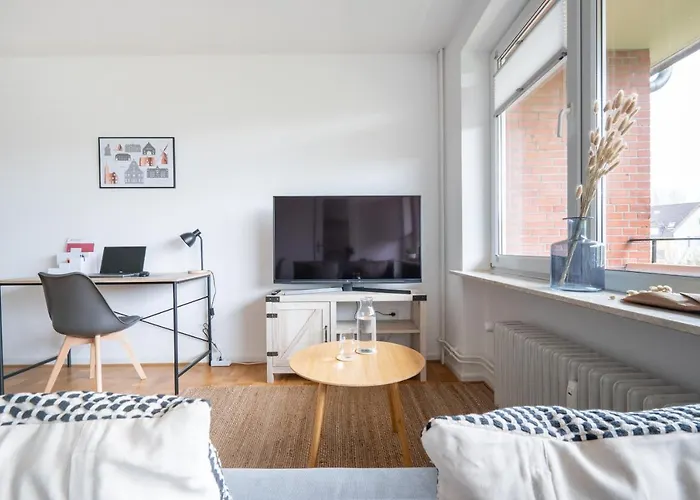 Studioapartment Mit Kueche Und Grossem Balkon 아파트 *